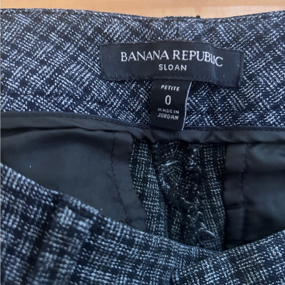 Women Banana Republic Black and White Patterned Trousers